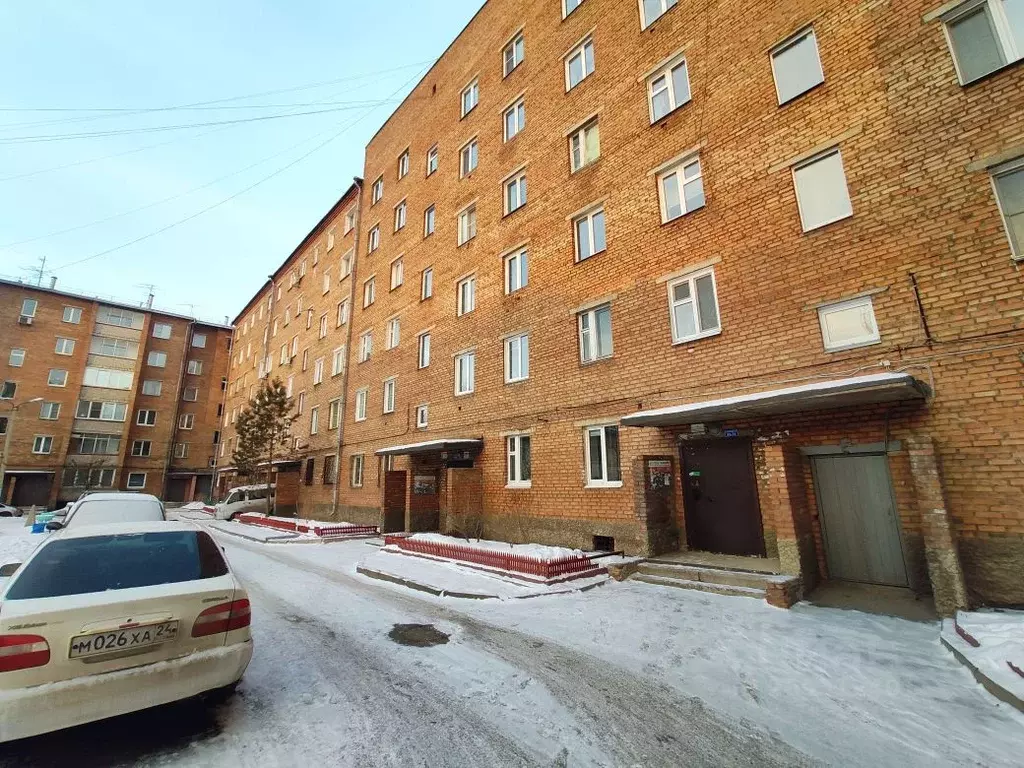 4-к кв. Красноярский край, Красноярск Семафорная ул., 439/5 (120.0 м) - Фото 0