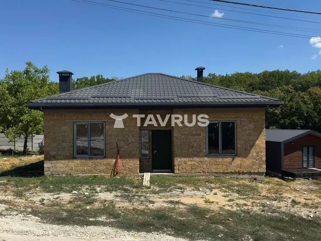 Дом в Крым, Симферопольский район, Перовское с/пос, Лесное ТСН ул. ... - Фото 2