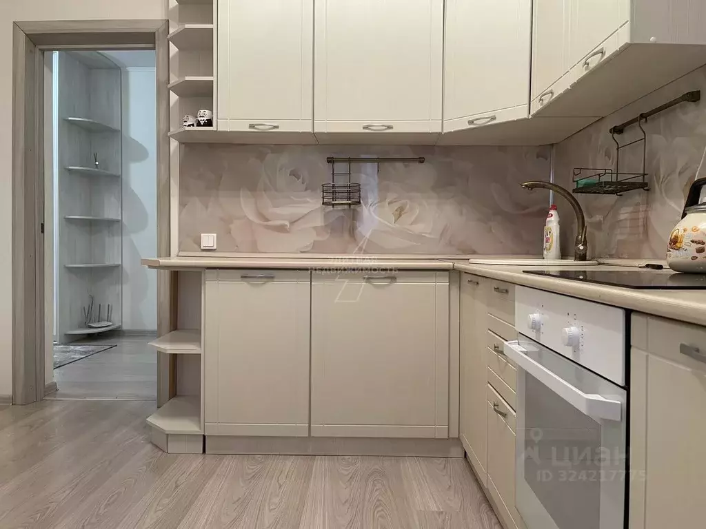 3-к кв. Татарстан, Казань ул. Баки Урманче, 5 (90.0 м) - Фото 1