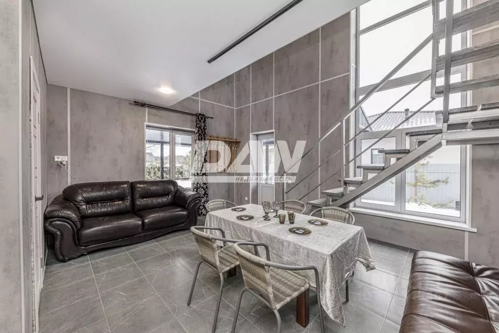 Дом в Челябинская область, Миасс Центральный территориальный округ,  ... - Фото 1