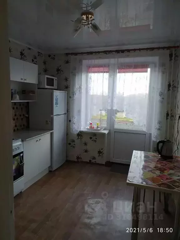 1-к кв. Калининградская область, Балтийск ул. Ушакова, 33 (37.0 м) - Фото 0