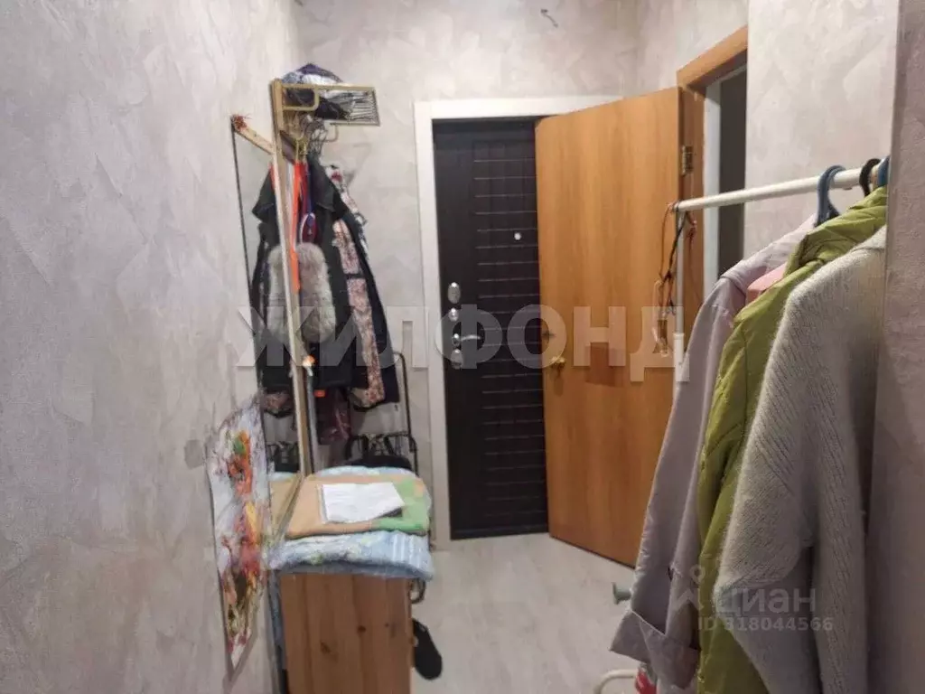 Студия Новосибирская область, Новосибирск ул. Твардовского, 22/5 (19.7 ... - Фото 0