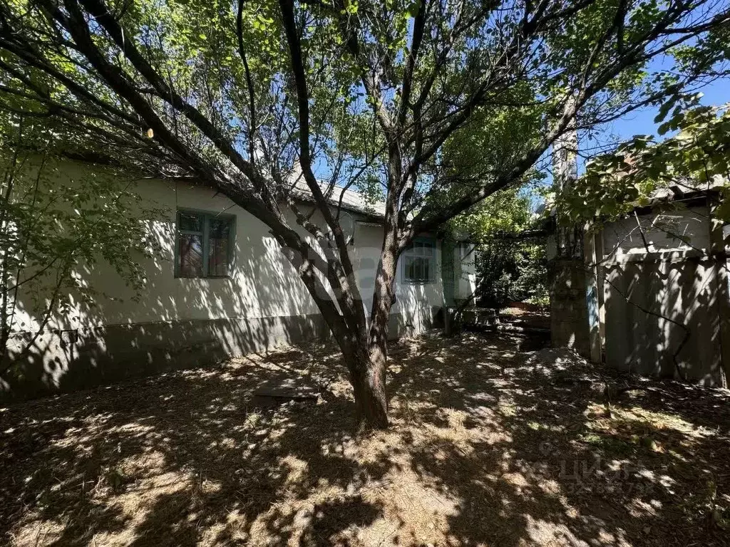 2-к кв. Крым, Бахчисарайский район, Куйбышево пгт ул. Лесная, 19А ... - Фото 1