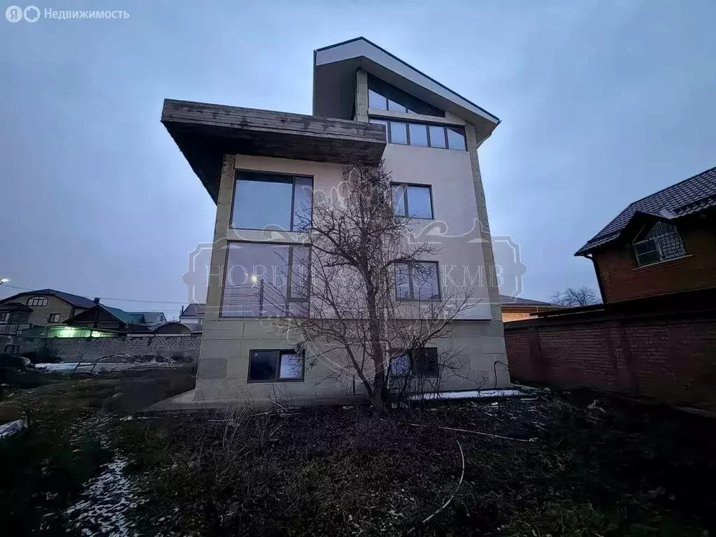 Дом в Пятигорск, микрорайон Бештау (420 м) - Фото 0