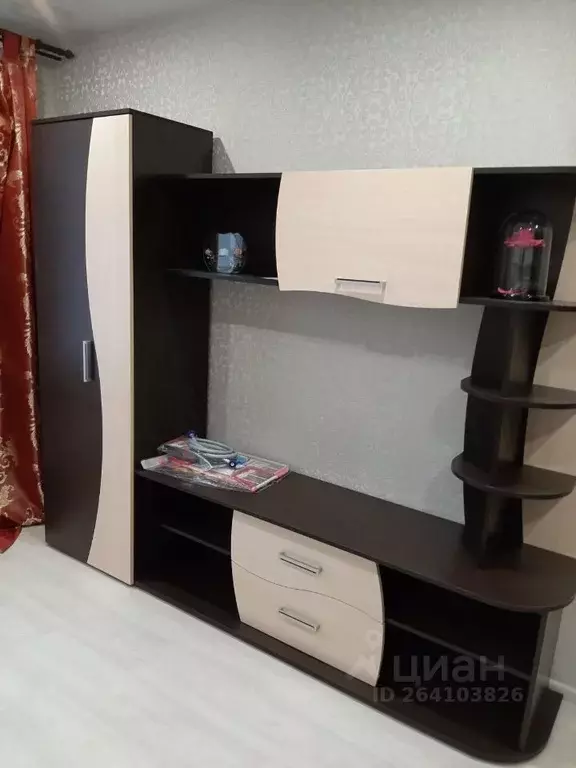 Комната Нижегородская область, Нижний Новгород ул. Бекетова, 4в - Фото 1