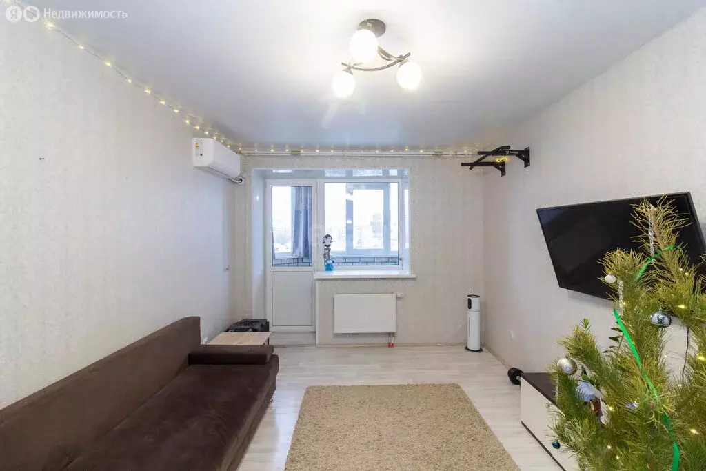 1-комнатная квартира: Тюмень, улица Революции, 228к4 (34 м) - Фото 2