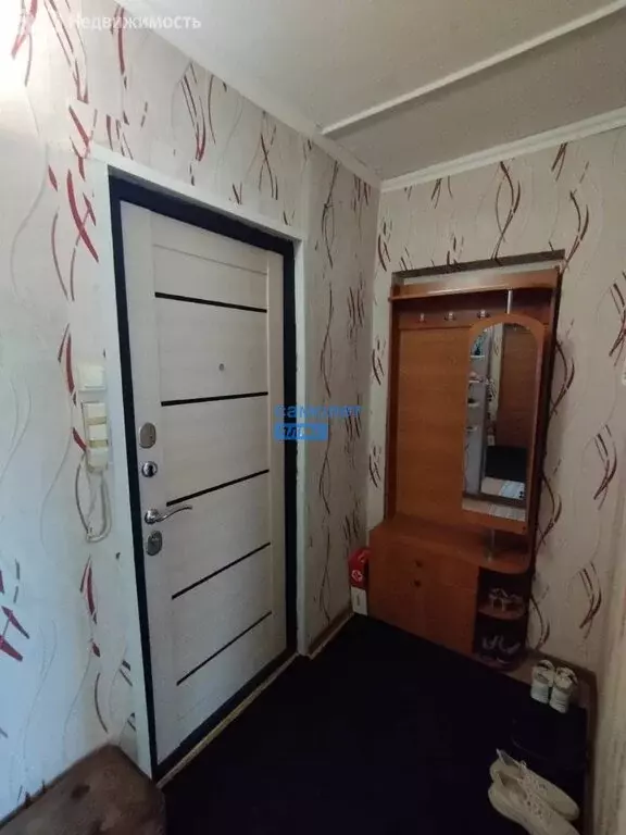 1-комнатная квартира: Бийск, улица Петра Мерлина, 61 (29.8 м) - Фото 0