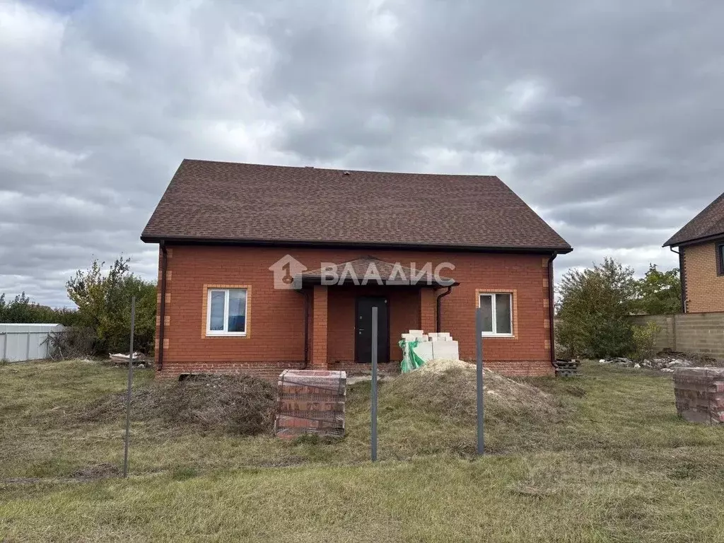 Дом в Белгородская область, Белгородский район, Тавровское с/пос, с. ... - Фото 1