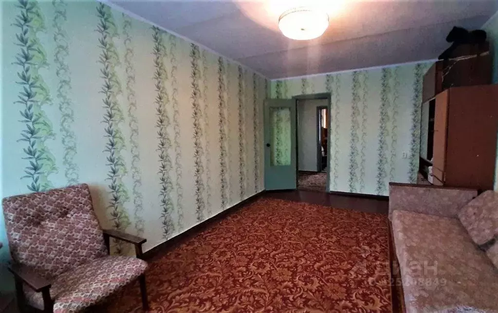 Дом в Курская область, Октябрьский район, Старковский сельсовет, с. ... - Фото 1