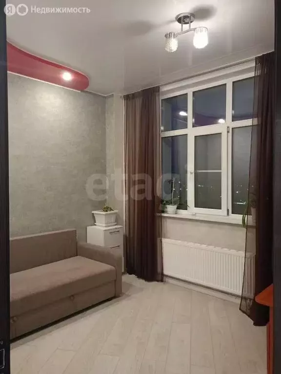 3-комнатная квартира: Сыктывкар, улица Клары Цеткин, 2 (66.4 м) - Фото 2