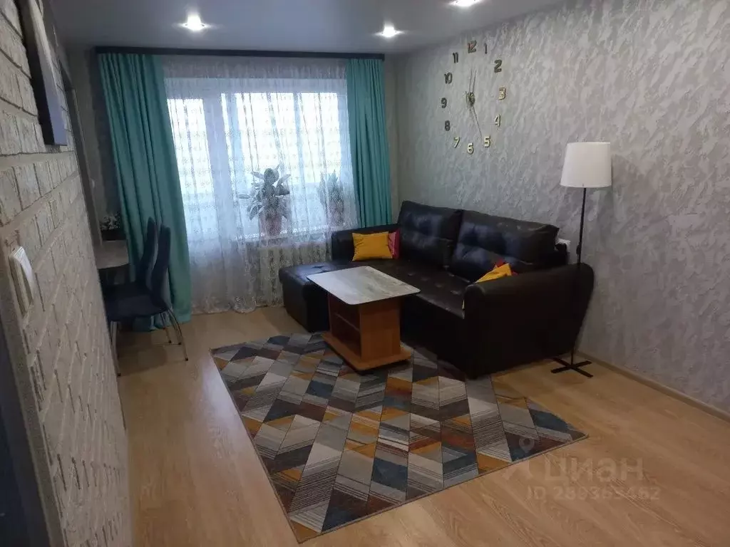 2-к кв. Карелия, Сортавала ул. Дружбы Народов, 9 (45.0 м) - Фото 0