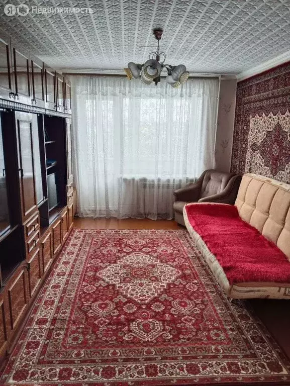 3-комнатная квартира: Губкин, улица Фрунзе, 2 (51 м) - Фото 1