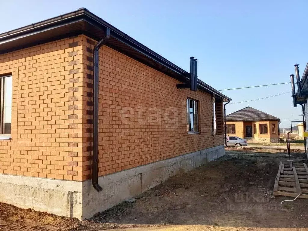 Дом в Ставропольский край, Михайловск Шпаковский район,  (140 м) - Фото 2