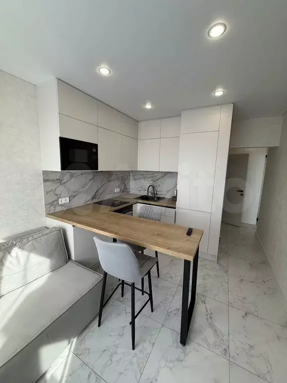 2-к. квартира, 40 м, 16/17 эт. - Фото 0