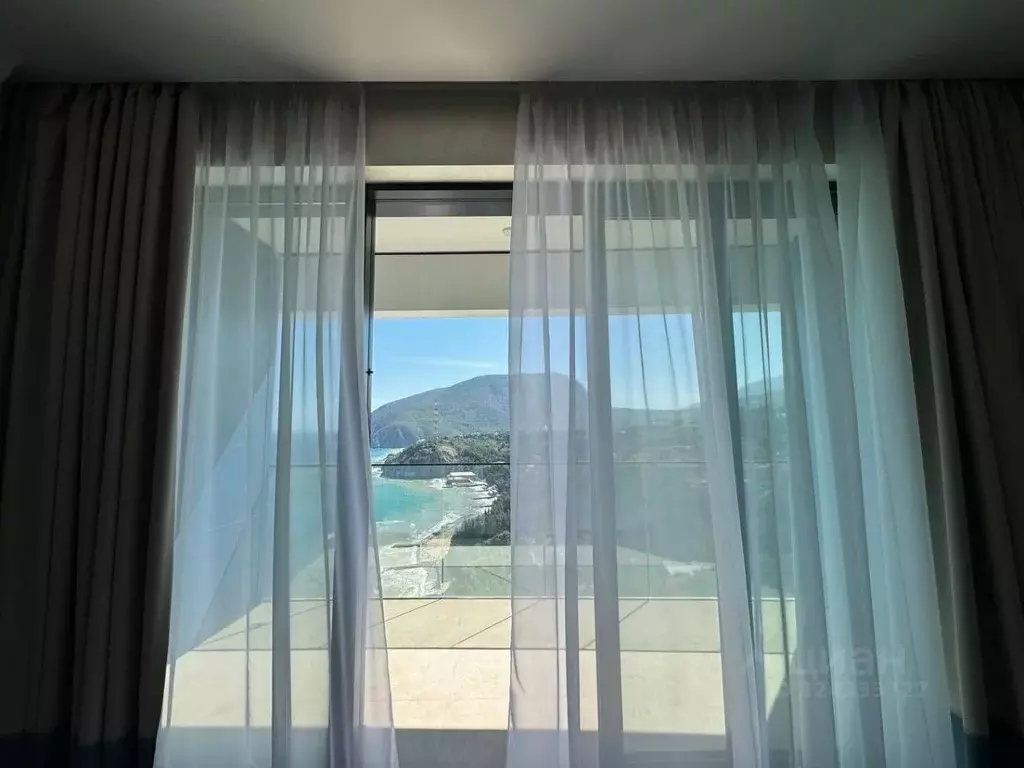 1-к кв. Крым, Алушта муниципальный округ, Партенит пгт ул. ... - Фото 1