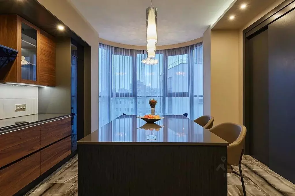 2-к кв. Санкт-Петербург наб. Адмирала Лазарева, 14 (72.5 м) - Фото 1
