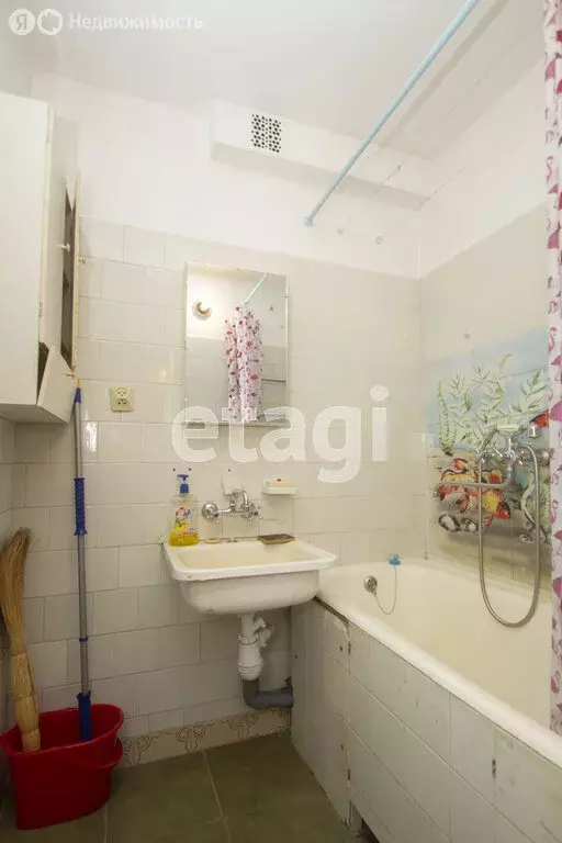 2-комнатная квартира: Тюмень, улица Самарцева, 40 (46 м) - Фото 0