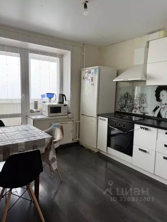 2-к кв. Самарская область, Тольятти ул. 40 лет Победы, 56 (71.5 м) - Фото 1