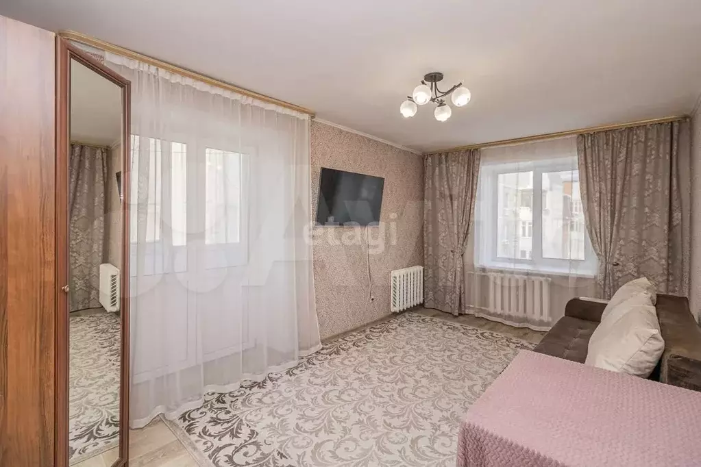 2-к. квартира, 42 м, 9/9 эт. - Фото 1