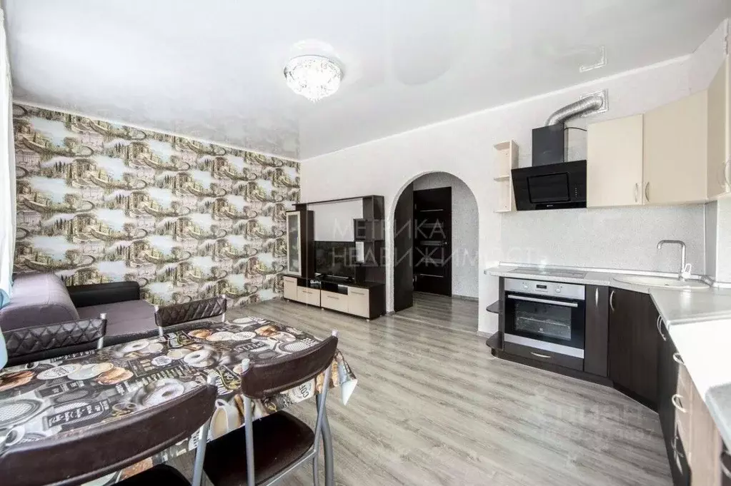 1-к кв. Тюменская область, Тюмень ул. Монтажников, 51 (49.0 м) - Фото 1