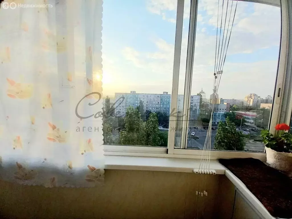 1-комнатная квартира: Старый Оскол, микрорайон Конева, 10 (38 м) - Фото 0