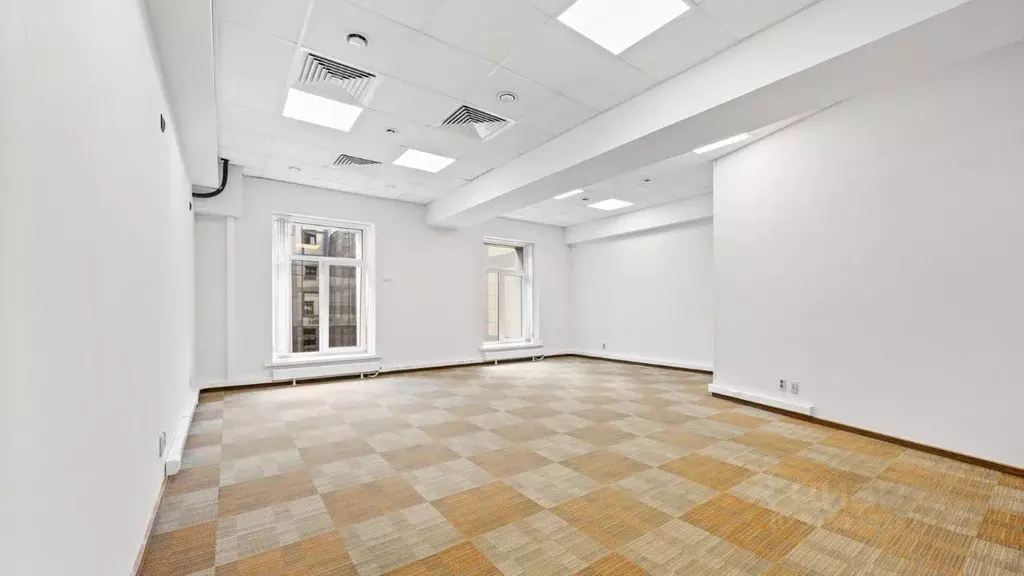 Офис в Санкт-Петербург 7-я Васильевского острова линия, 76 (39 м) - Фото 1