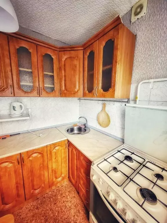 2-к кв. Омская область, Омск просп. Мира, 165Б (46.0 м) - Фото 1
