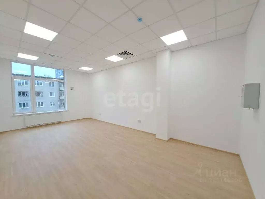 Помещение свободного назначения в Свердловская область, Екатеринбург ... - Фото 2