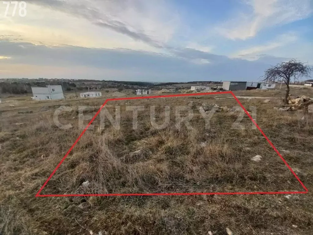 Участок в Севастополь ул. 3-я Комендорская (9.0 сот.) - Фото 1