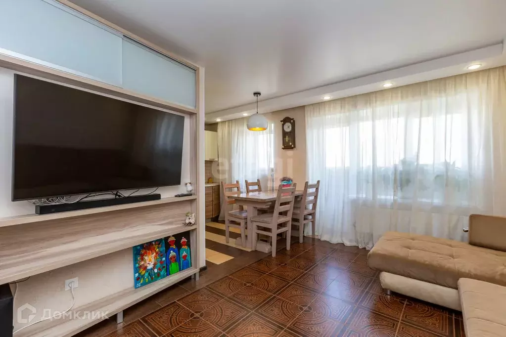 Продаётся 4-к квартира, 71.8 м - Фото 1