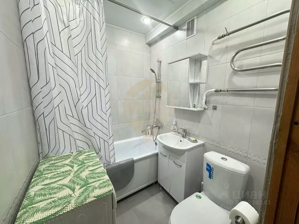 1-к кв. Белгородская область, Старый Оскол Первомайская ул., 13 (31.1 ... - Фото 1