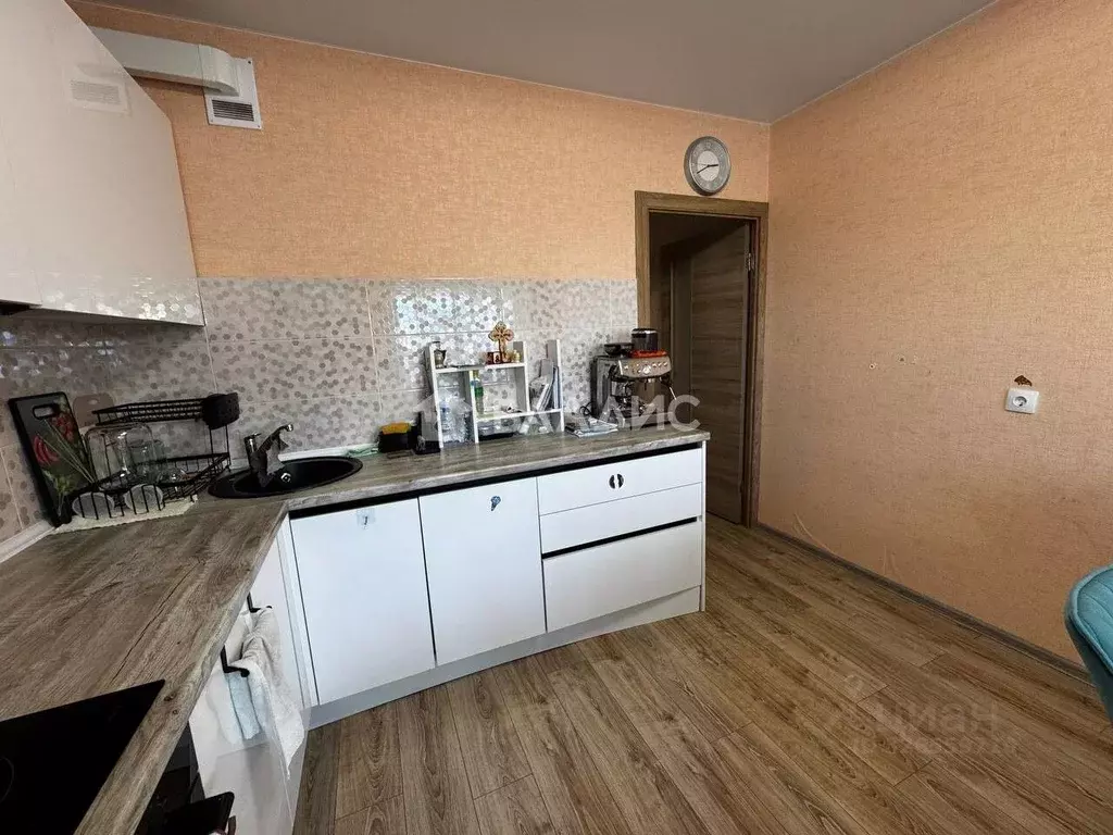 2-к кв. Воронежская область, Воронеж ул. Ключникова, 12 (63.3 м) - Фото 1