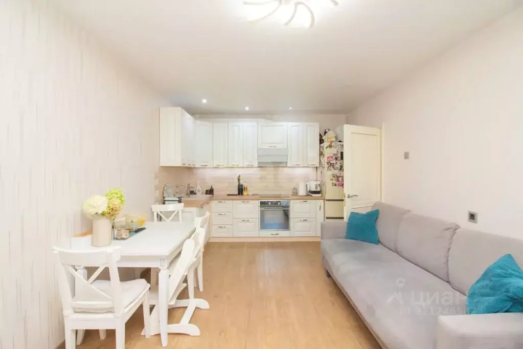 2-к кв. Томская область, Томск ул. Андрея Крячкова, 17 (58.9 м) - Фото 2