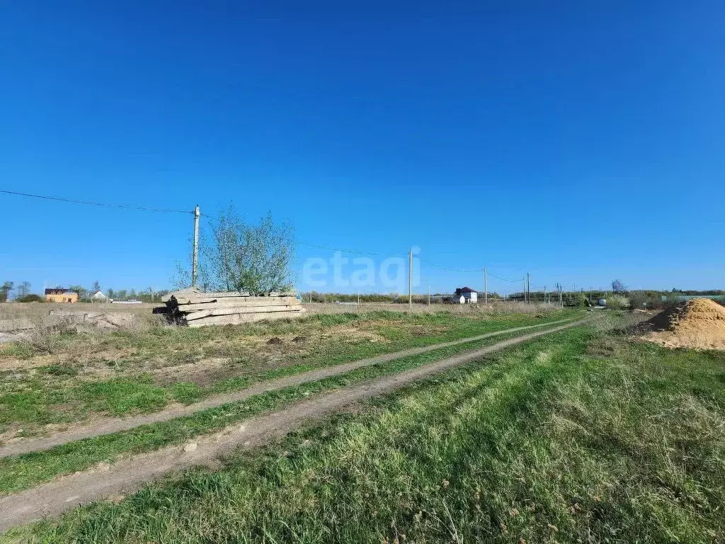 Участок в Липецкая область, Хлевенский муниципальный округ, с. ... - Фото 1