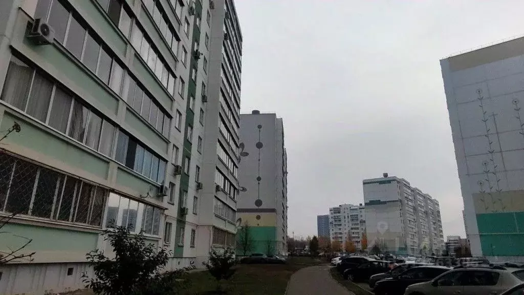 3-к кв. Татарстан, Набережные Челны 36-й комплекс, 5 (70.0 м) - Фото 0