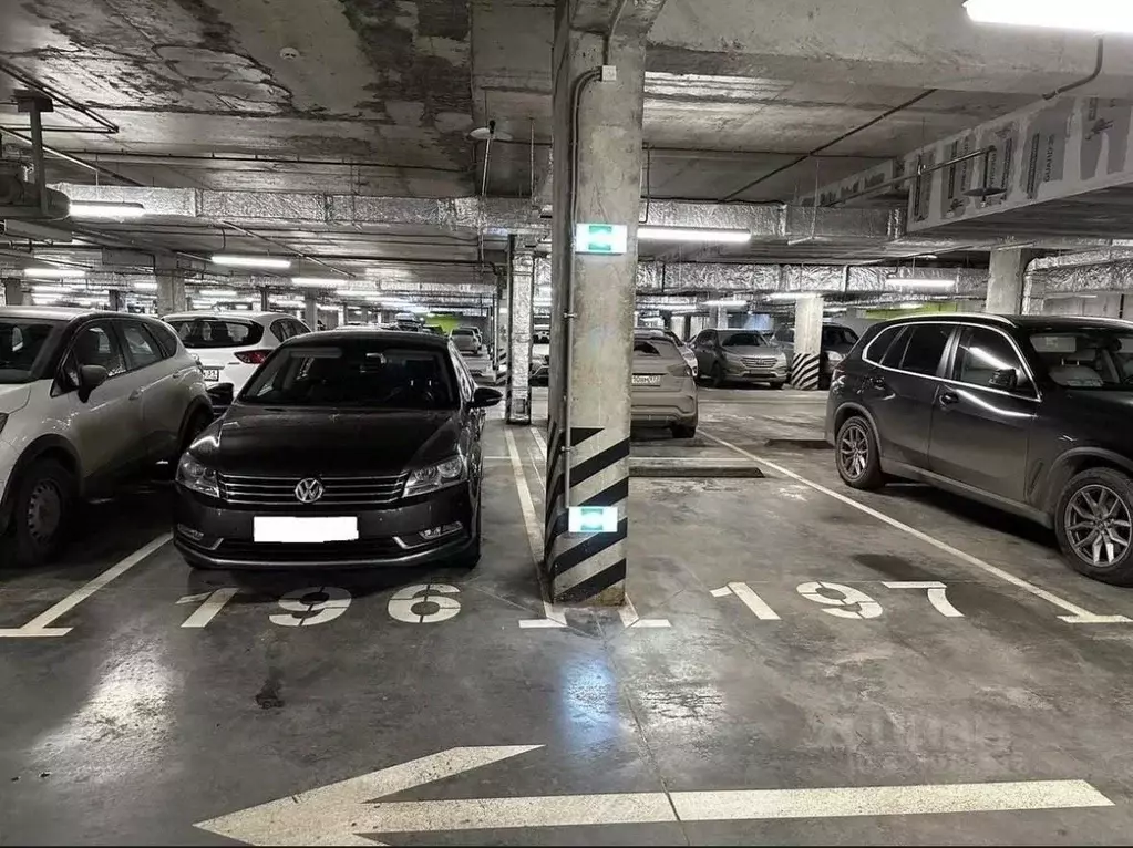 Гараж в Москва ул. Саларьевская, 14к3 (14 м) - Фото 1