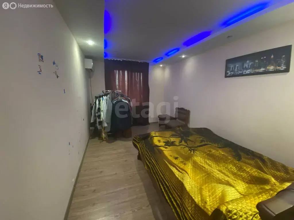 4-комнатная квартира: Славянск-на-Кубани, улица Ковтюха, 67 (86 м) - Фото 1