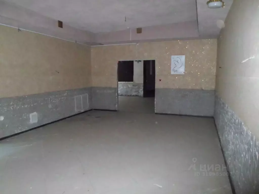 Помещение свободного назначения в Челябинская область, Трехгорный ул. ... - Фото 1