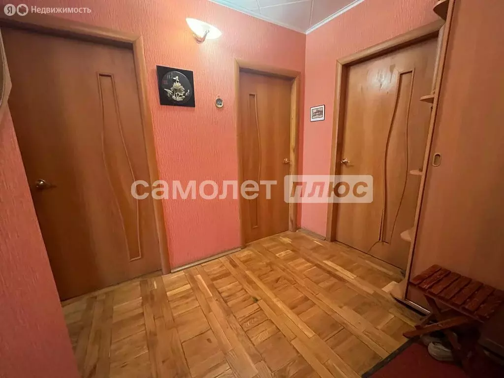 3-комнатная квартира: Белгород, улица Николая Чумичова, 127 (61.6 м) - Фото 2