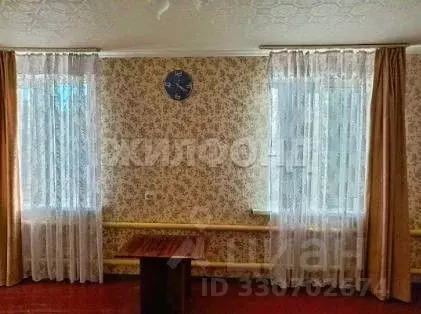Дом в Брянская область, Жуковский муниципальный округ, с. Ржаница пер. ... - Фото 2