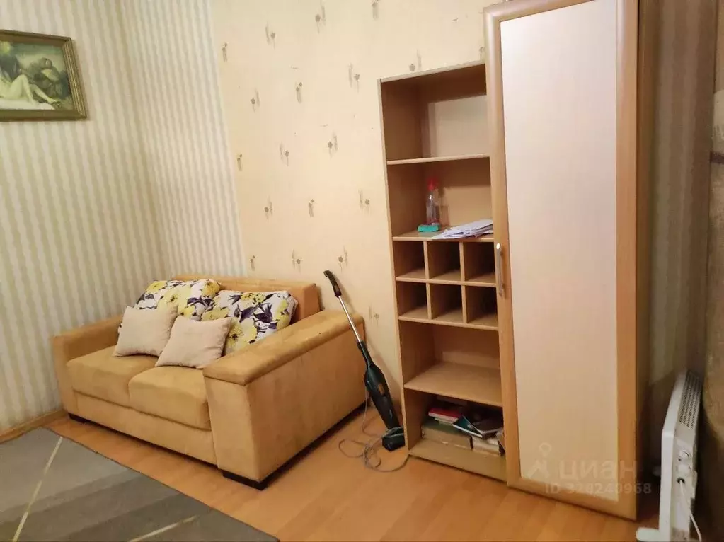 1-к кв. Калининградская область, Балтийск ул. Маяковского, 8 (30.3 м) - Фото 1