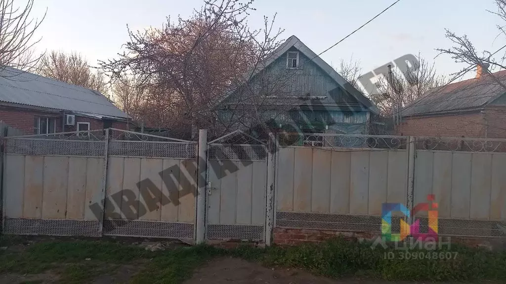 Дом в Калмыкия, Городовиковск ул. Шолохова (57 м) - Фото 1