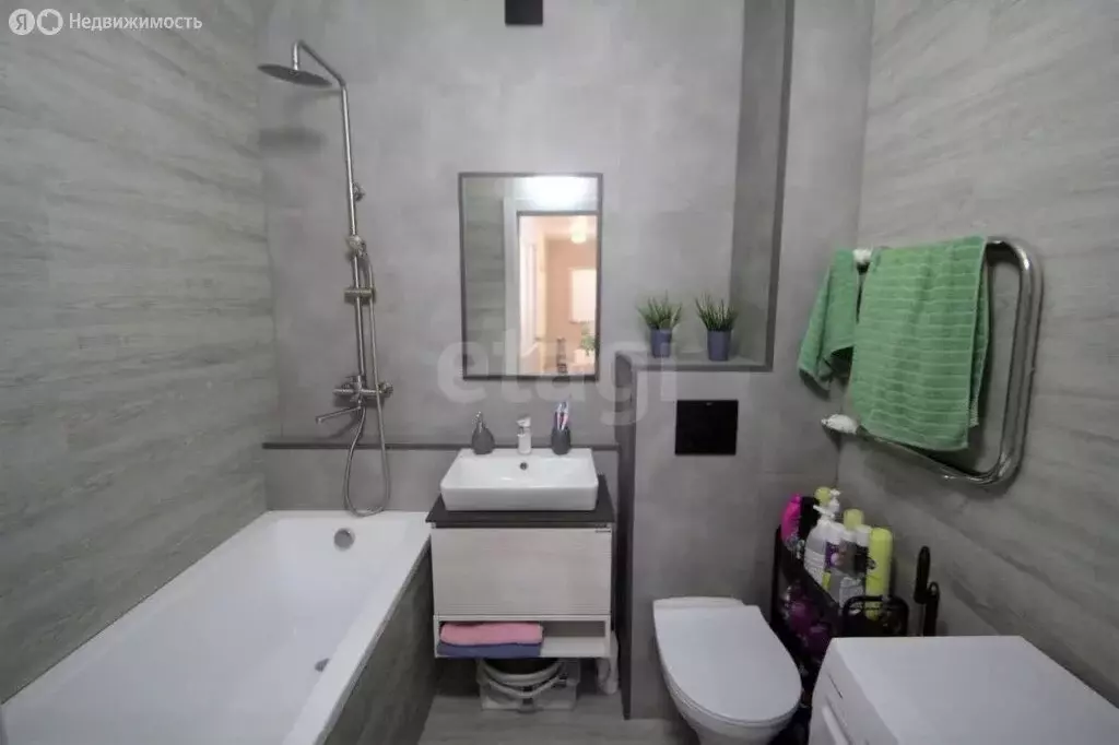 3-комнатная квартира: Ялуторовск, Тюменская улица, 181 (73 м) - Фото 2