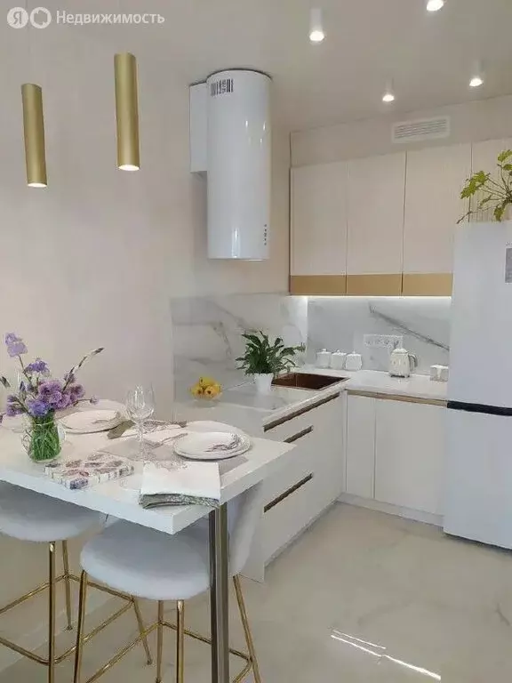 Квартира-студия: Симферополь, проспект Александра Суворова, 15к6 (23 ... - Фото 1