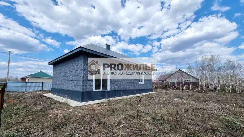 Дом в Башкортостан, Белебей Ласточка мкр,  (81 м) - Фото 1