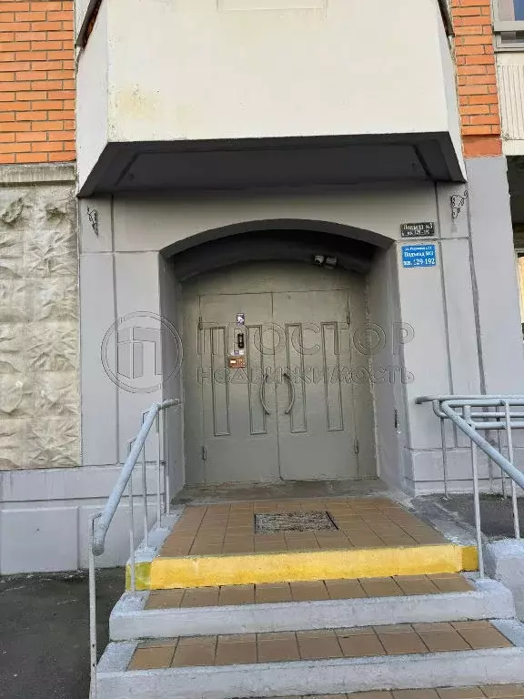 Продается 3-комнатная квартира - Фото 2