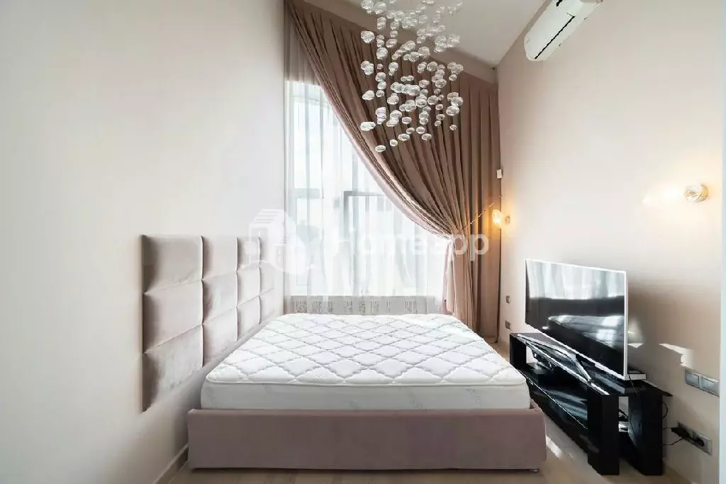 Продается 4-комнатная квартира - Фото 1