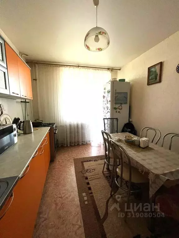 3-к кв. Омская область, Омск ул. 21-я Амурская, 43 (68.0 м) - Фото 1