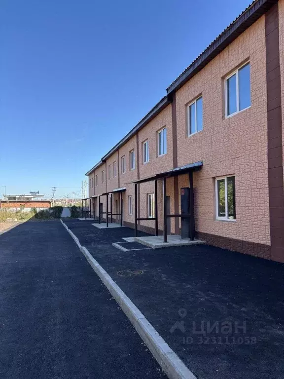 Таунхаус в Челябинская область, Магнитогорск ул. Калмыкова, 32А (150 ... - Фото 2