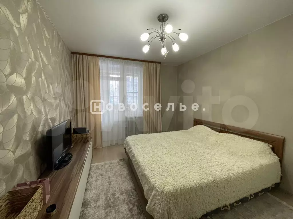 2-к. квартира, 67 м, 1/11 эт. - Фото 0